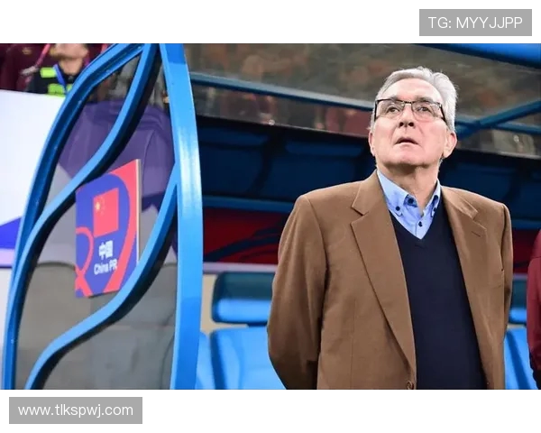 国足教练伊万未能发挥人才优势令人失望履历成疑